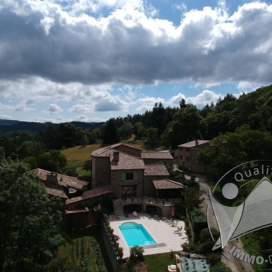  Annonces PORTESLESVALENCE : Domaines / Propriétés | VERNOUX-EN-VIVARAIS (07240) | 490 m2 | 680 000 € 